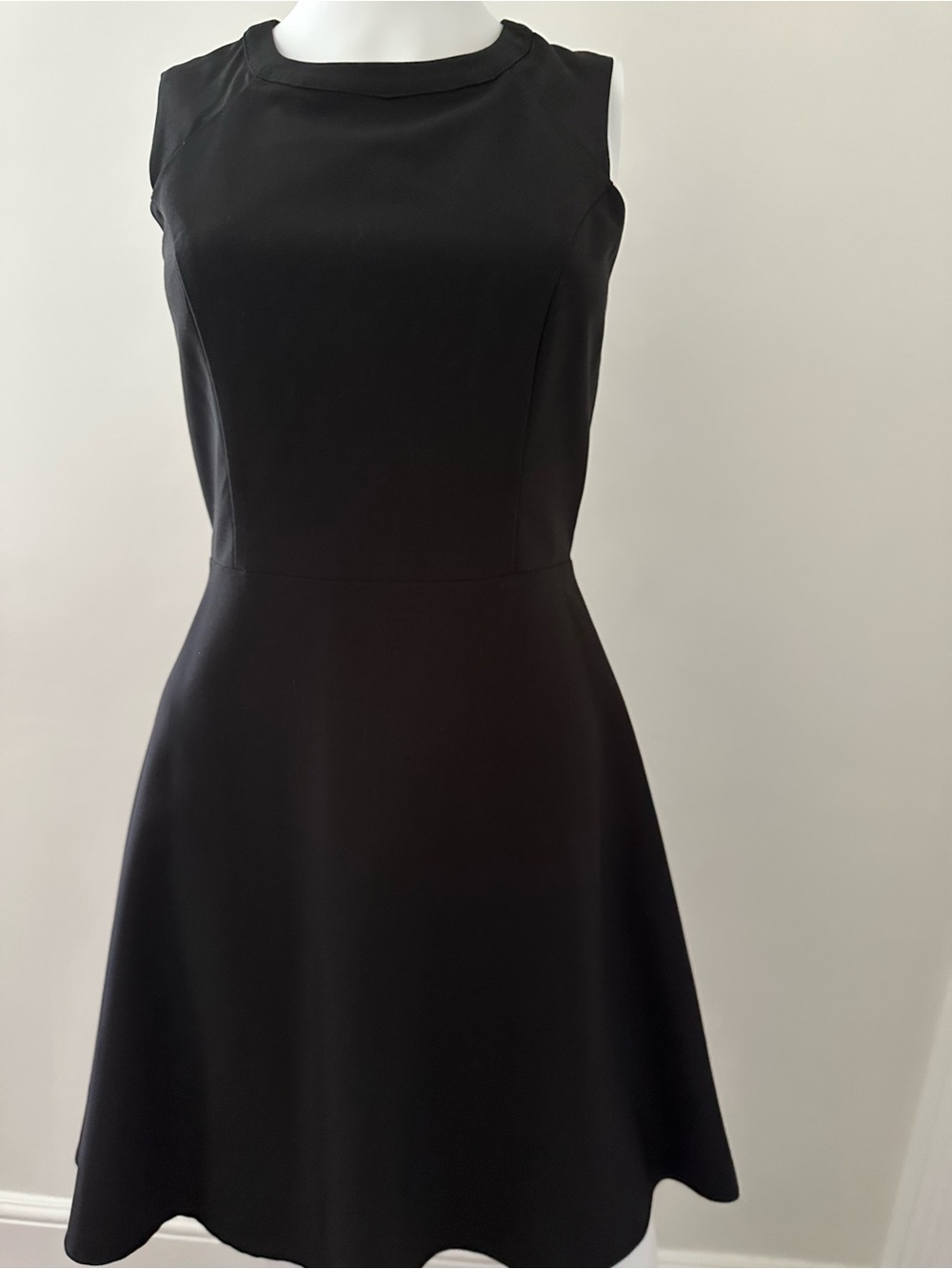 Smart Set Little Black Fit & Flare Dress – Size 2 🖤